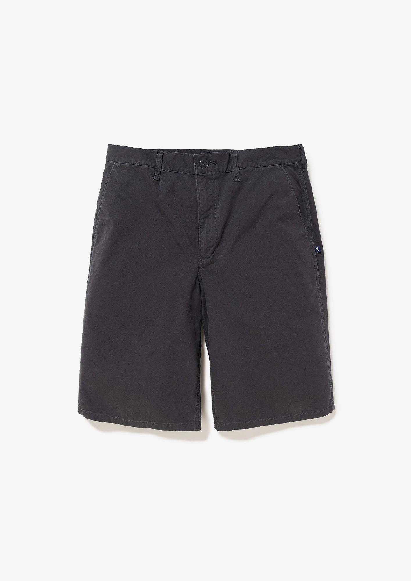 DIY DUCK SHORTS – DESCENDANT