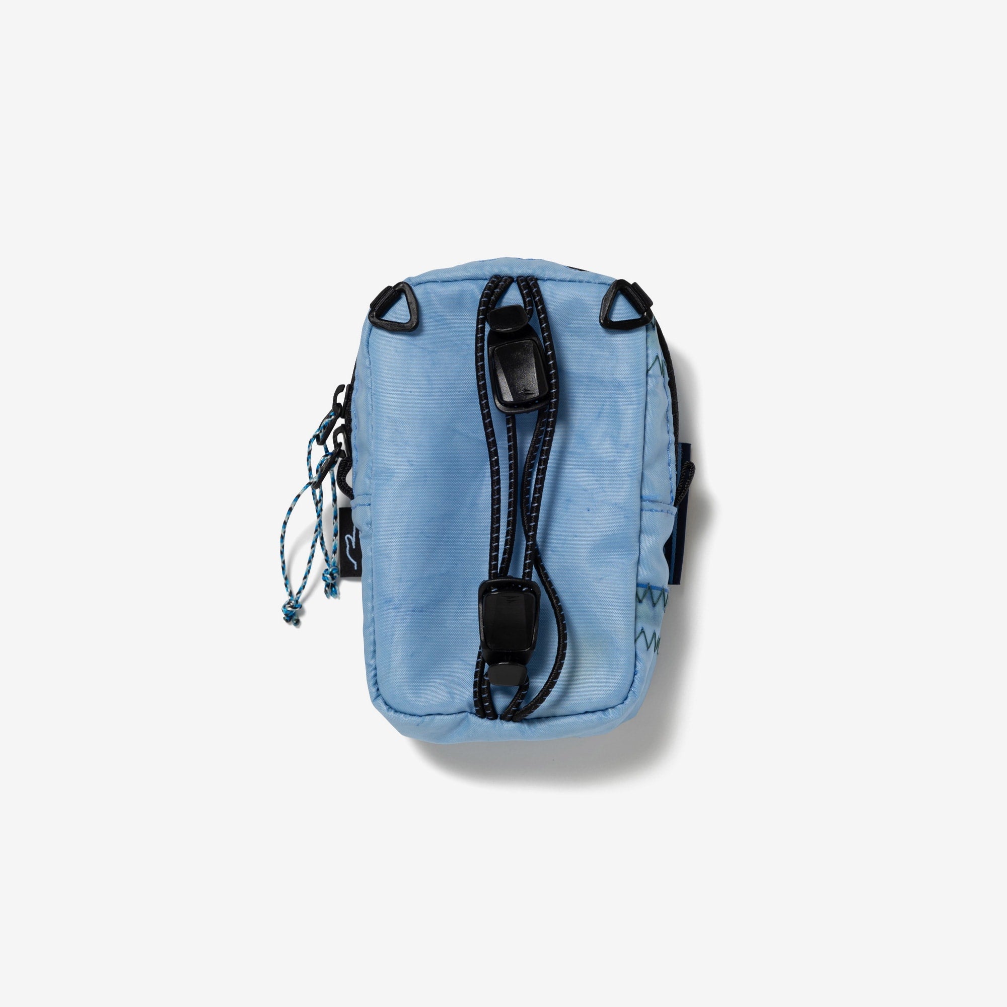 HUGG POUCH TAKES HANDS – DESCENDANT