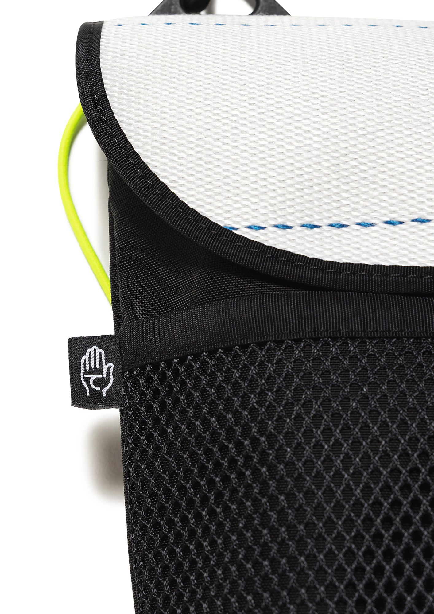 PANNIER BAG TAKES HANDS – DESCENDANT