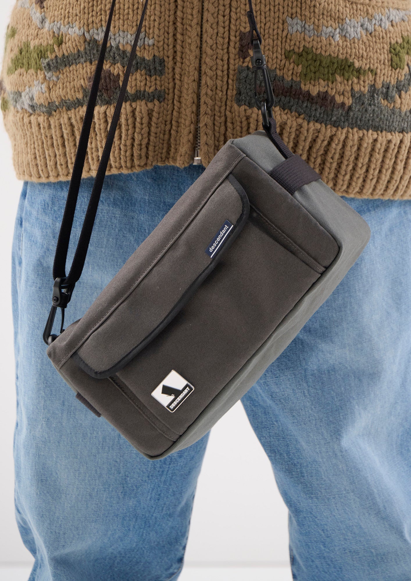 TACKLE DUCK SHOULDER BAG – DESCENDANT