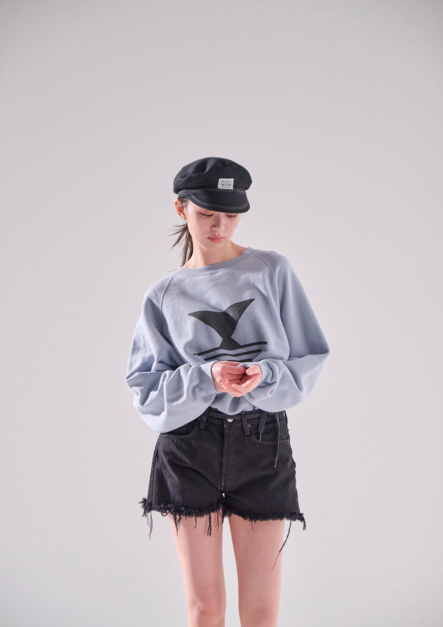 FLUKE UP CREW NECK – DESCENDANT