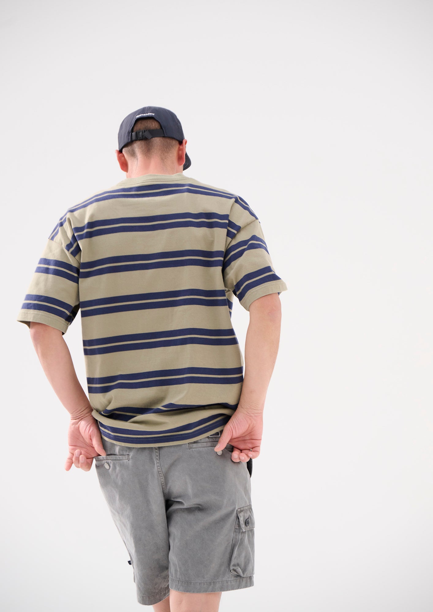 HORIZONTAL CROP SS – DESCENDANT
