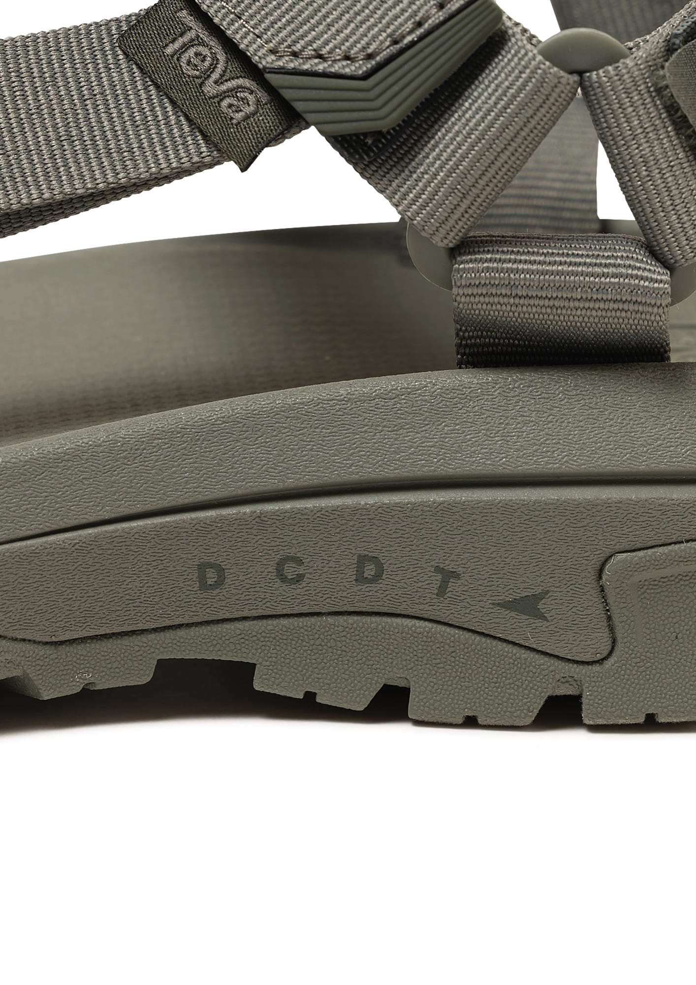 HURRICANE XLT3 × DCDT – DESCENDANT