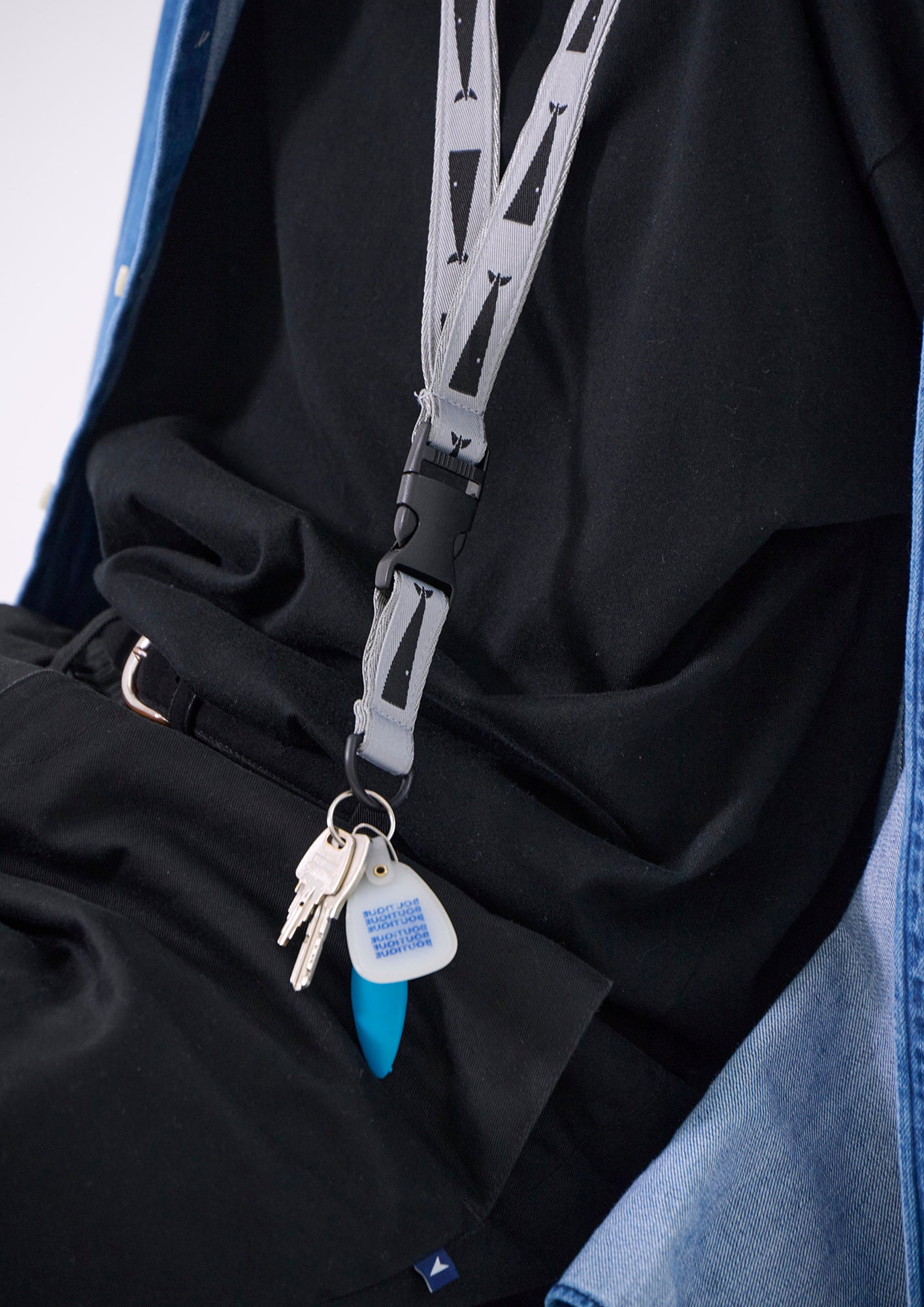 LANYARD WIDE NECK STRAP – DESCENDANT