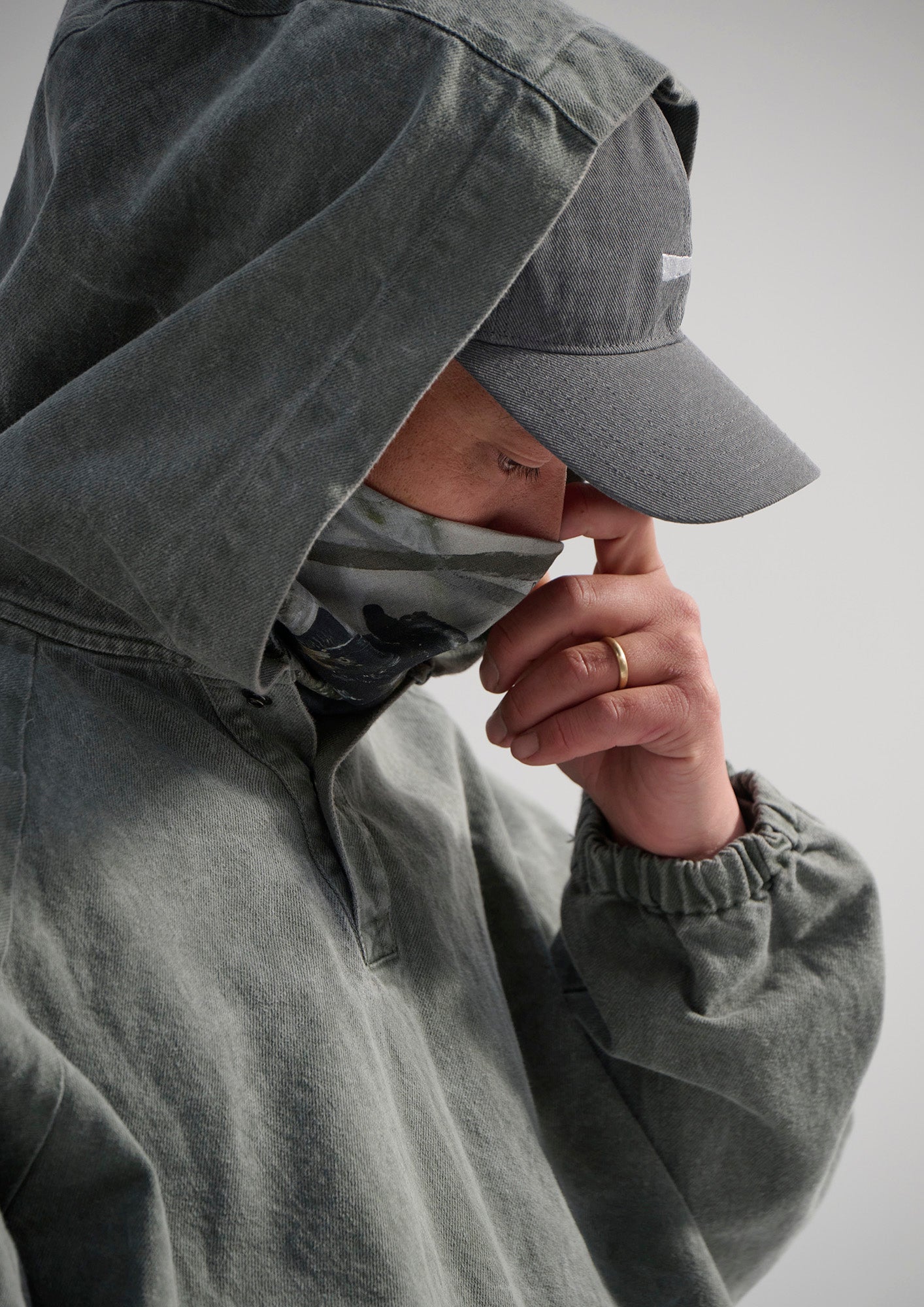 MOLE HOODED LS SHIRT PIGMENT DYE – DESCENDANT
