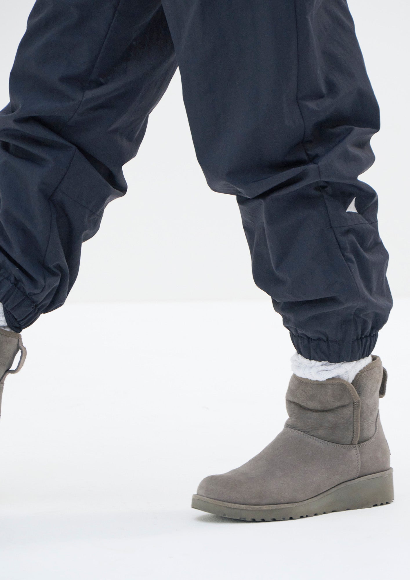 WHARF NYLON TROUSERS – DESCENDANT