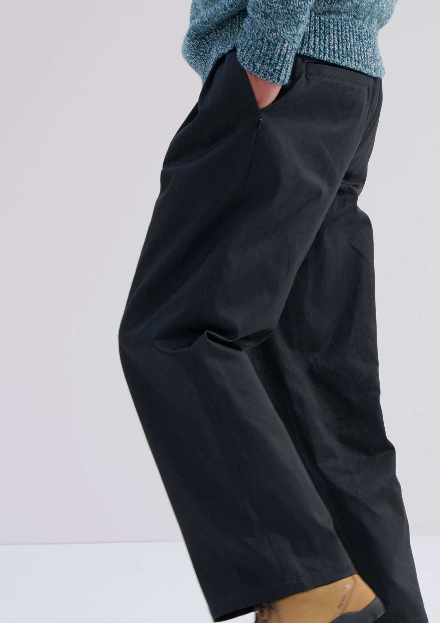 DC-3 ORGANIC COTTON TWILL TROUSERS – DESCENDANT